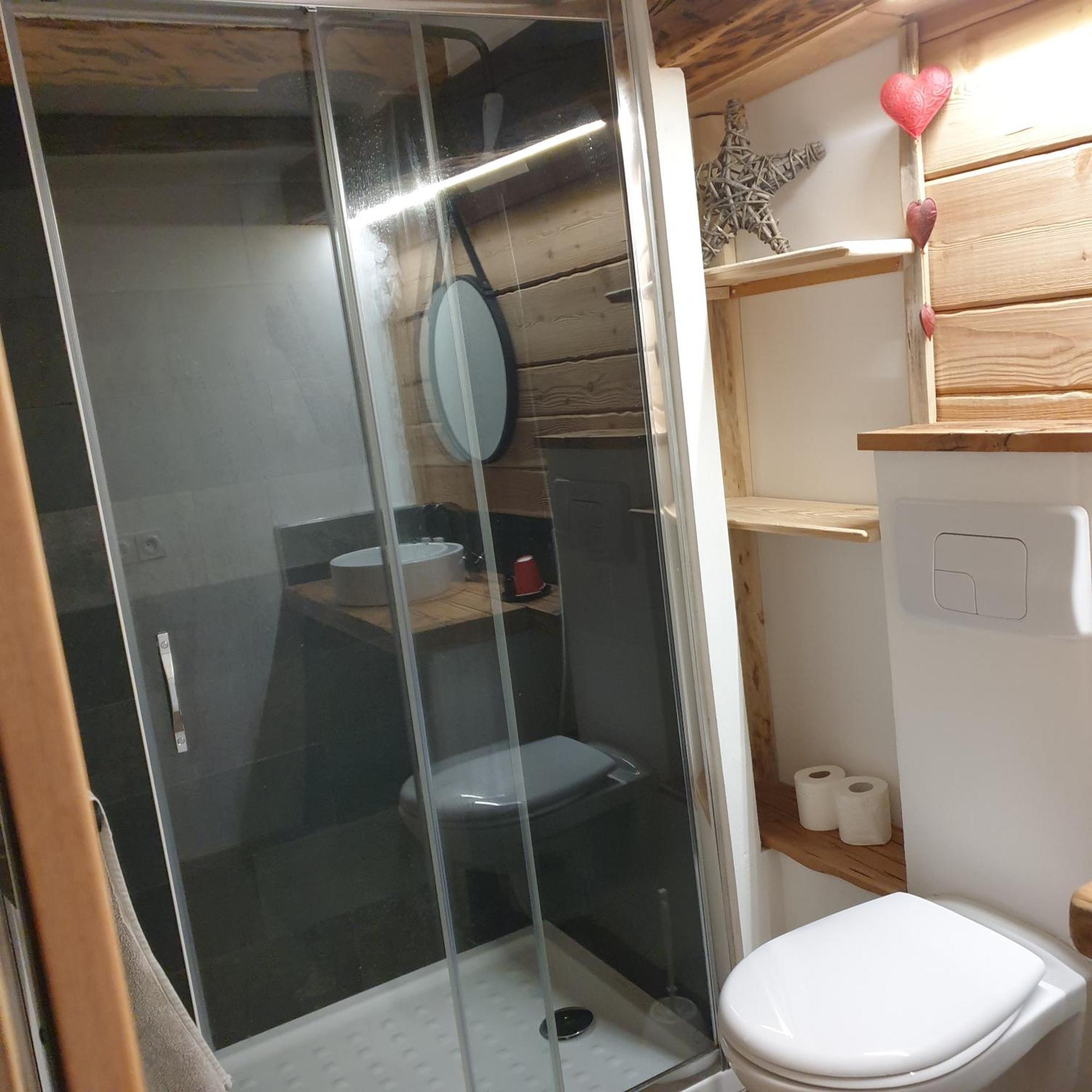 La Maison Basse Saint-Dalmas-le-Selvage Номер фото